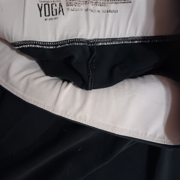PINK Victoria's Secret Black and White Yoga Leggings - Picture 3 of 3